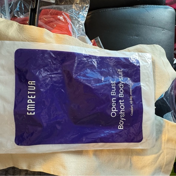 Empetua  Open Bust Boyshort Cream Bodysuit - Picture 8 of 8